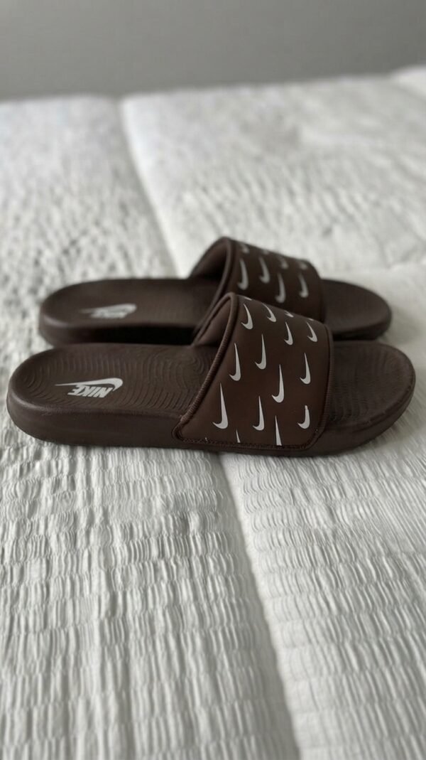 Nike All-Over Print Swoosh Slides – Black & White