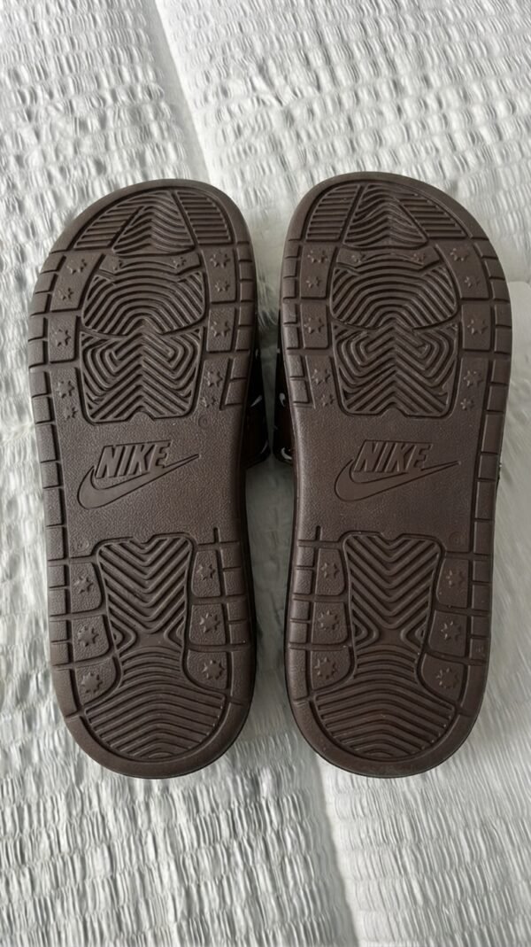 Nike All-Over Print Swoosh Slides – Black & White