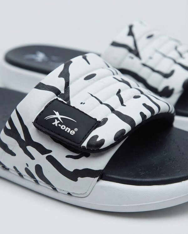 X-One Abstract Print Puffer Slides