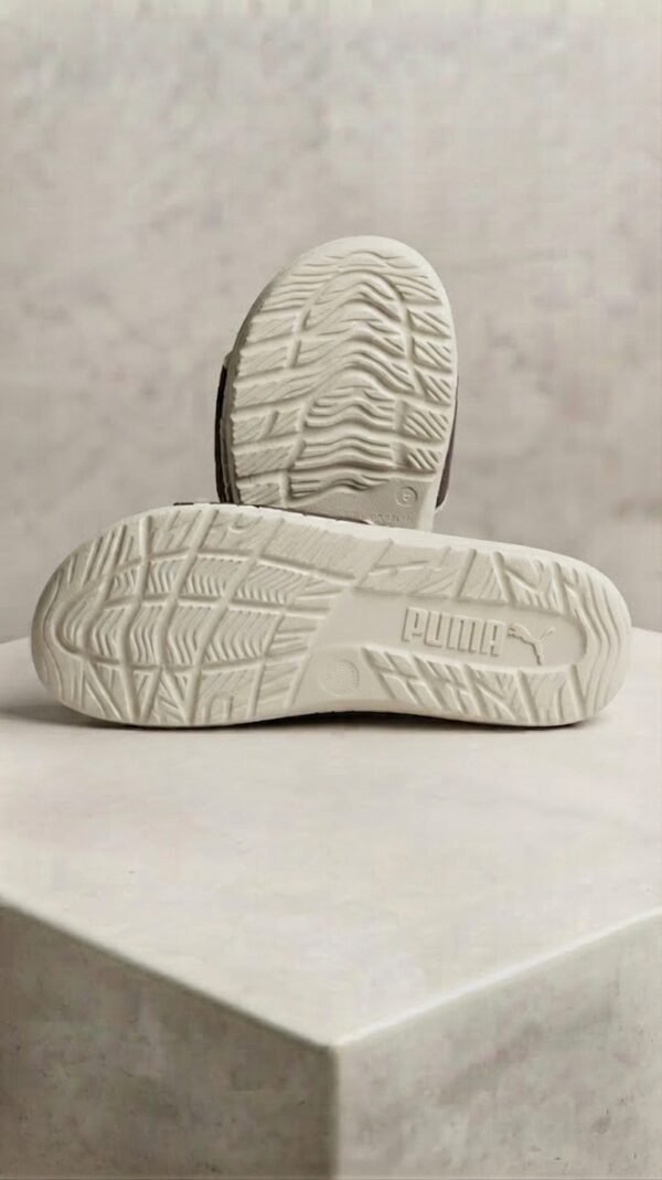 PUMA Minimalist Sport Slides – Beige & Black